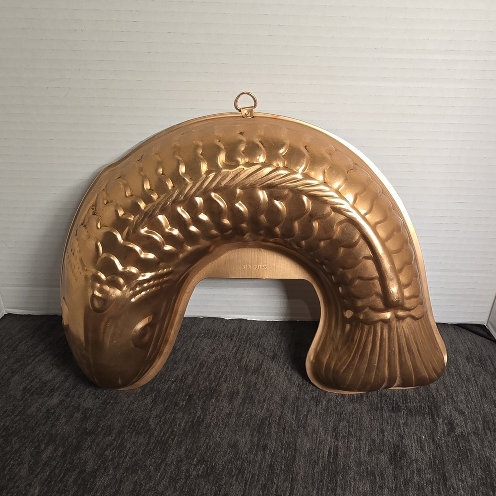Vintage Copper Tone Aluminum Fish Shaped Jello Cake Mold Pan Wall Decor